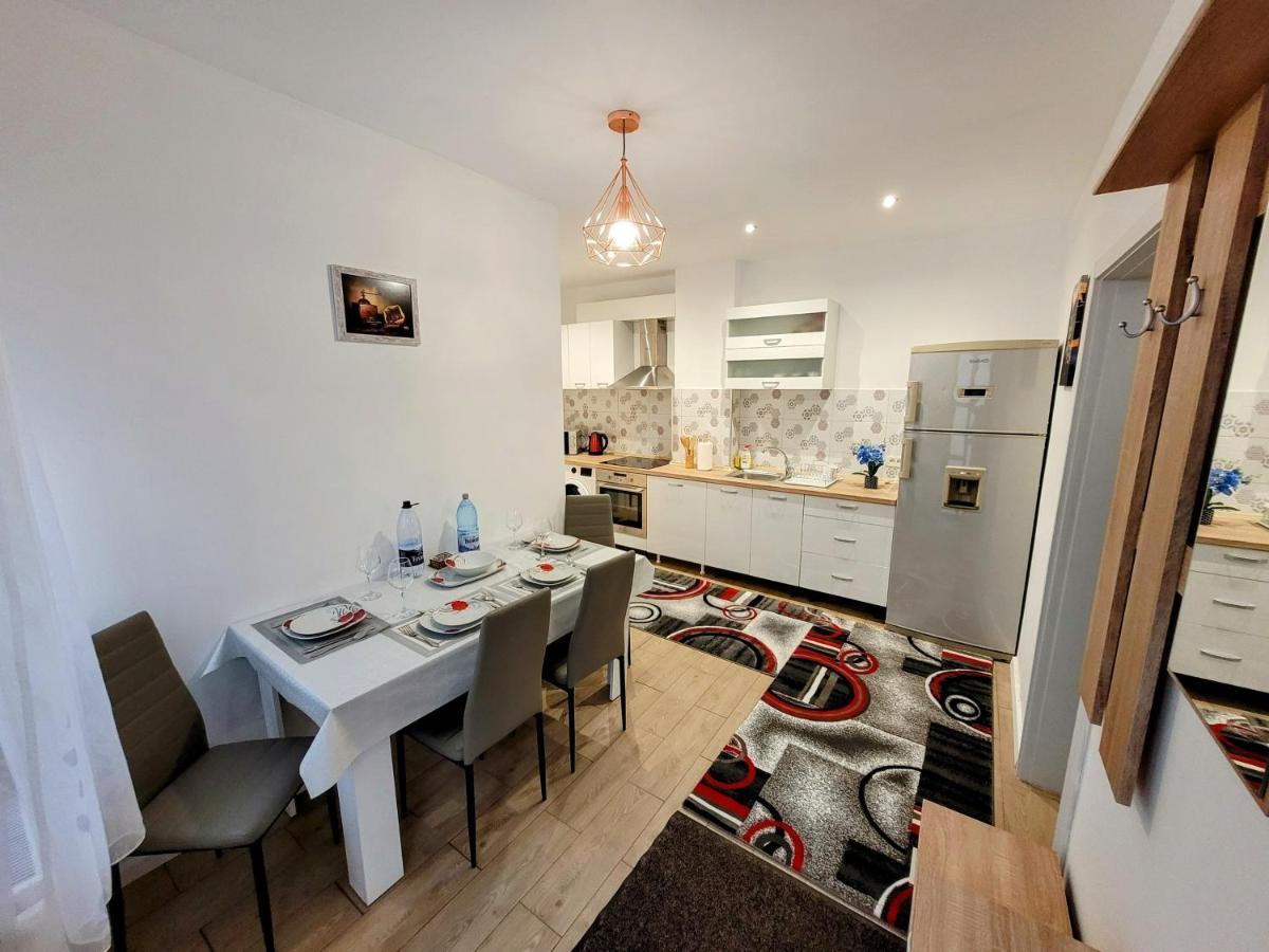 브라쇼브 Casa Feli 아파트 외부 사진